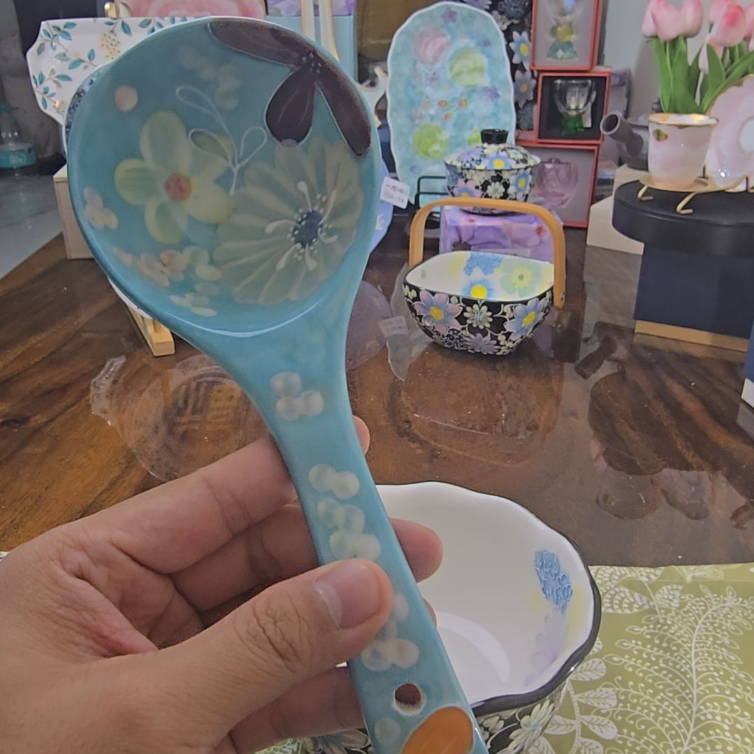 瓷片噜啦啦啦啦啦啦