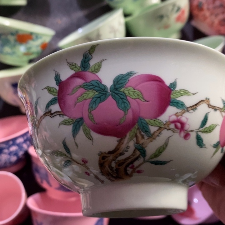 摆件瓷绿稀土寿桃五寸碗