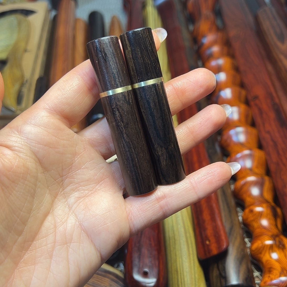 维腊木（绿檀）紫光檀