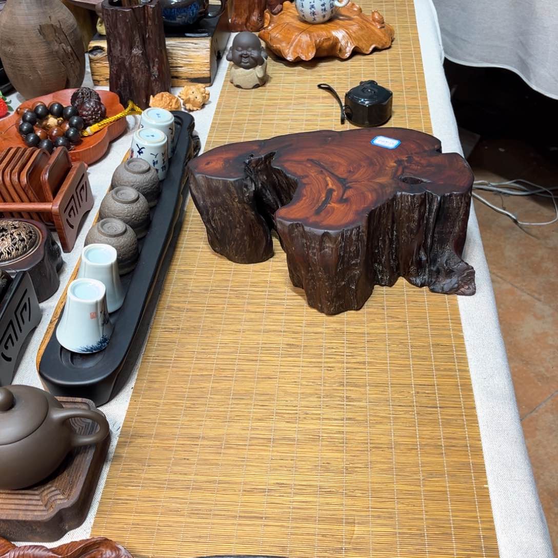 老挝酸枝木随形底座