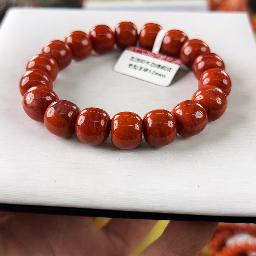 南红玛瑙未镶嵌买12mmm典藏老型牛血南红