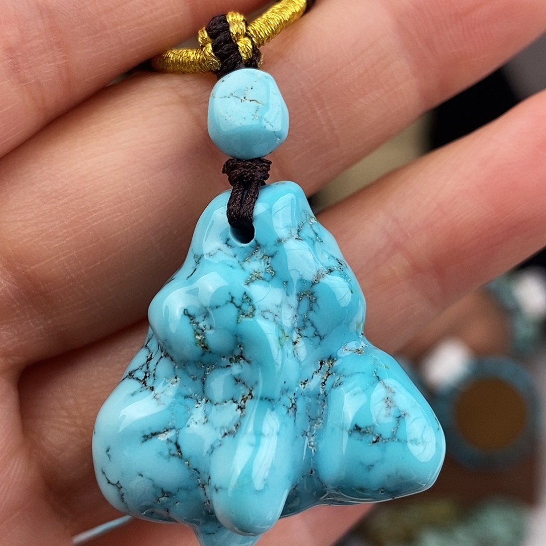 绿松石未镶嵌原矿