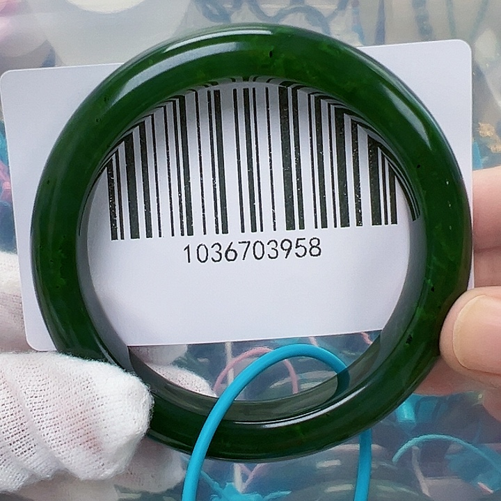 和田玉手镯未镶嵌5556