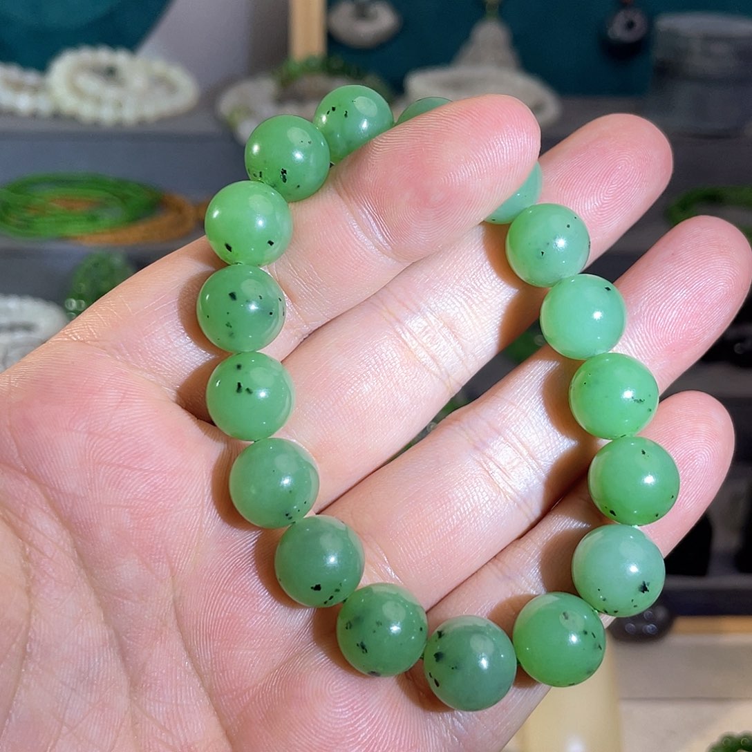 和田玉手串未镶嵌