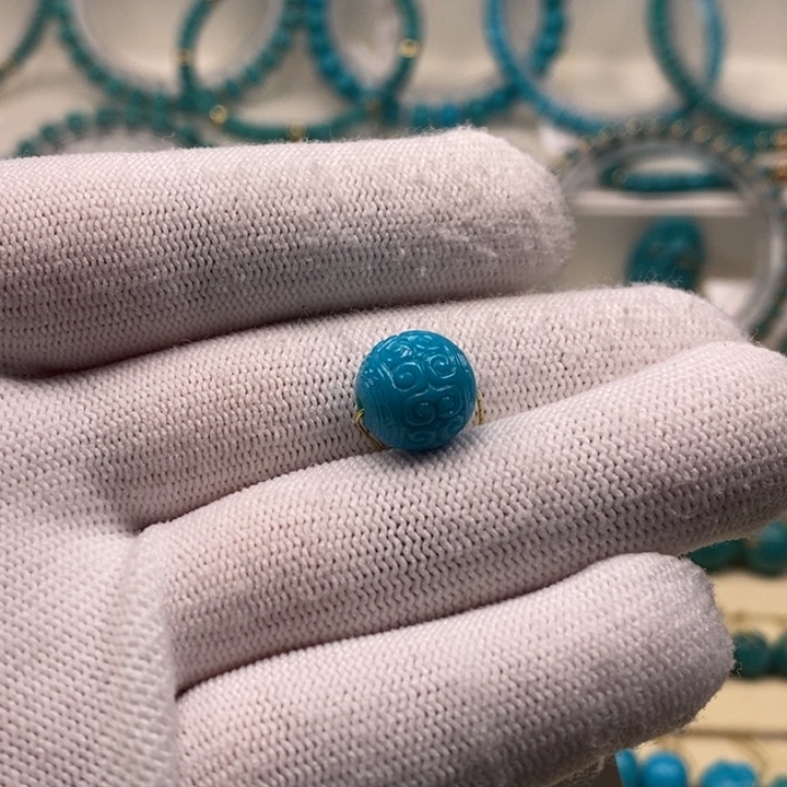 绿松石珠宝奇石未镶嵌森***玉