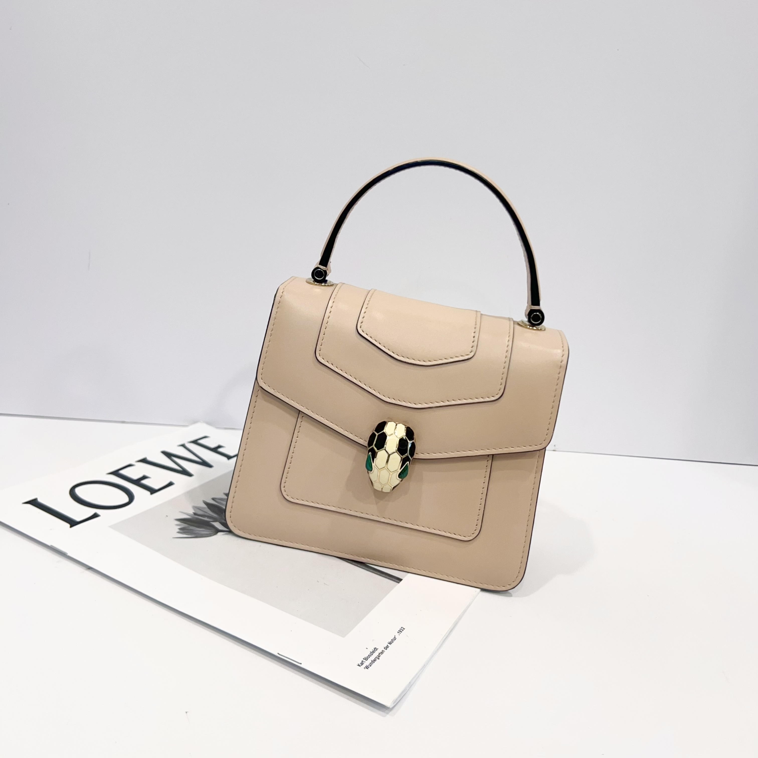 99新 BVLGARI/宝格丽 蔚蓝/淡粉色 蛇头 风琴包 手提包 小号