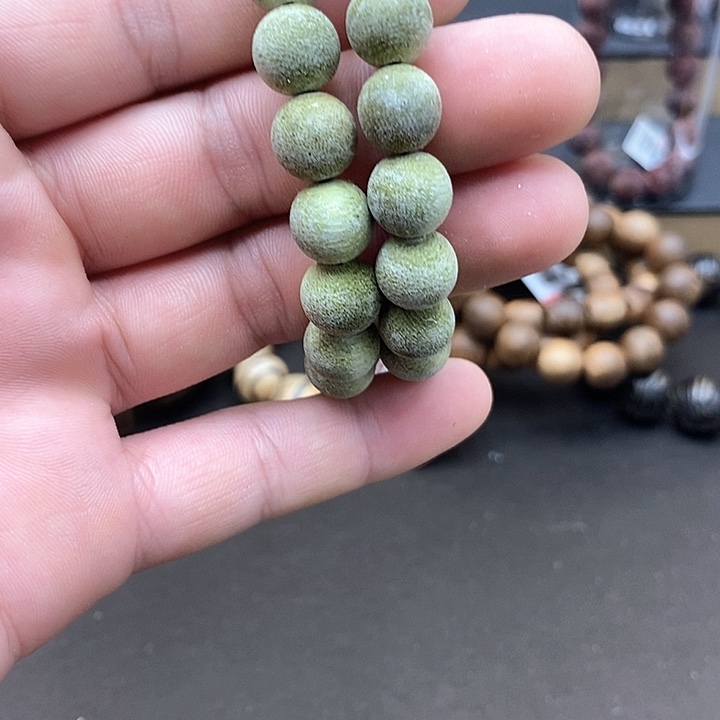 沉香沉香碎屑结晶绿奇14