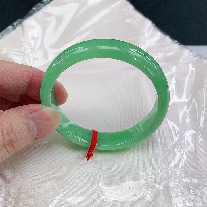 未镶嵌手镯翡翠圈52。05021