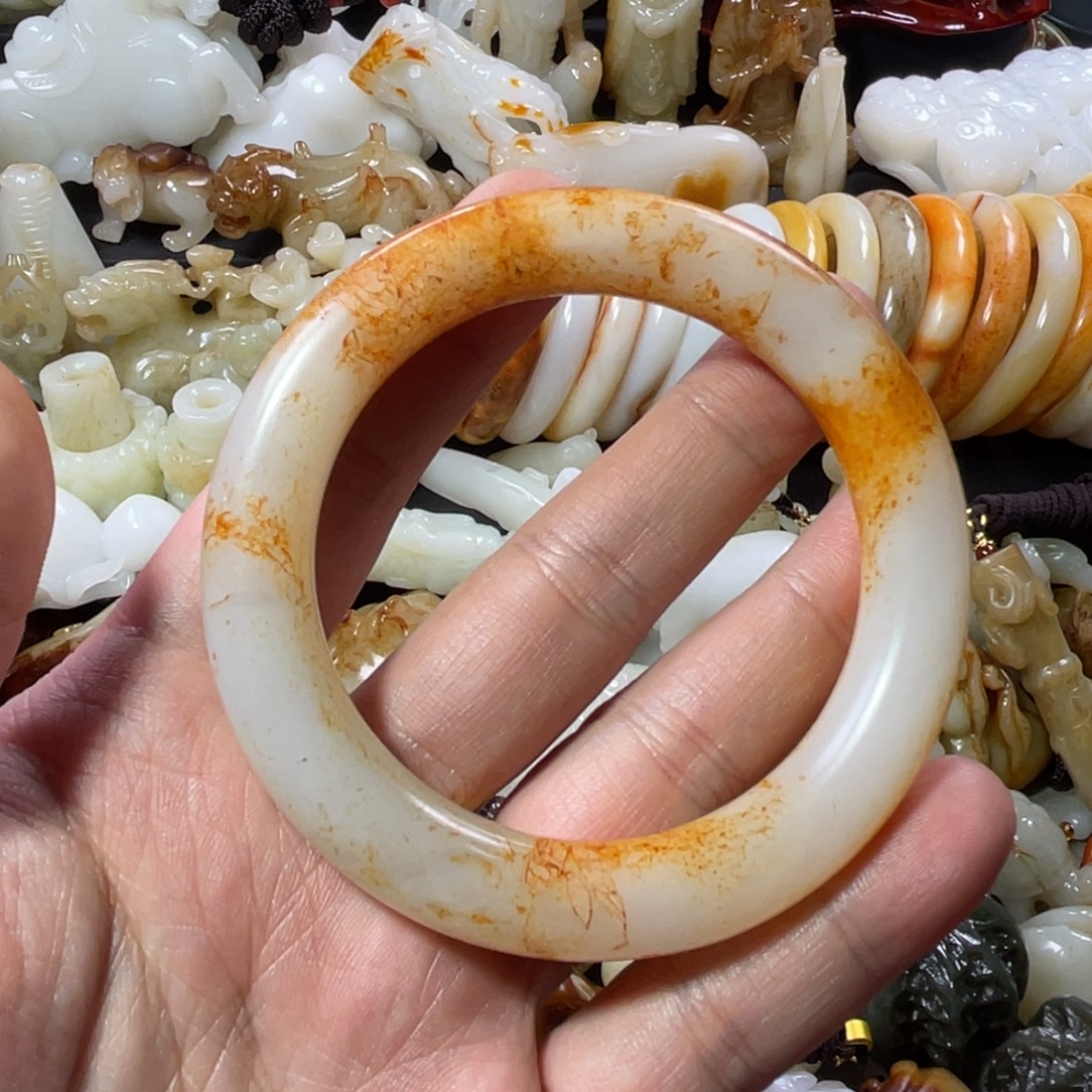 幸***星和田玉未镶嵌把件