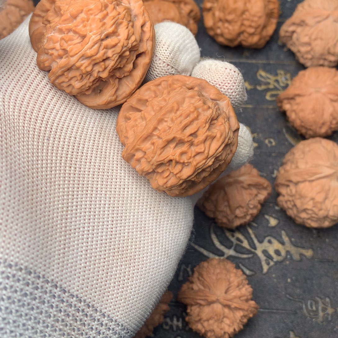 猴头核桃吊坠文玩核桃白狮子40