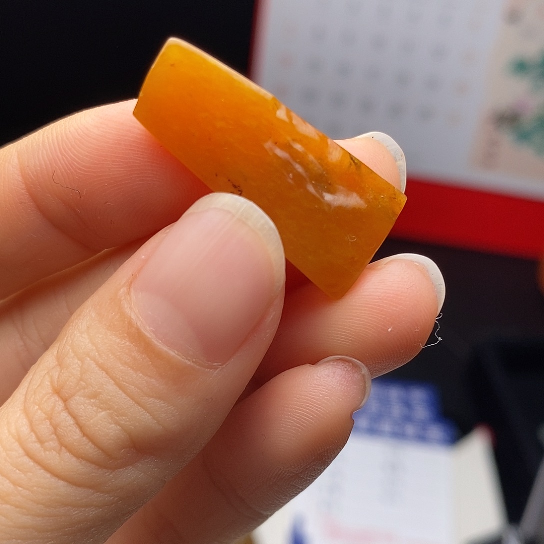 定制翡翠未镶嵌包工