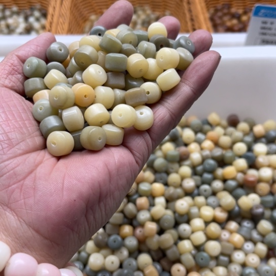 吊坠白玉菩提10-9糖果经纶200颗