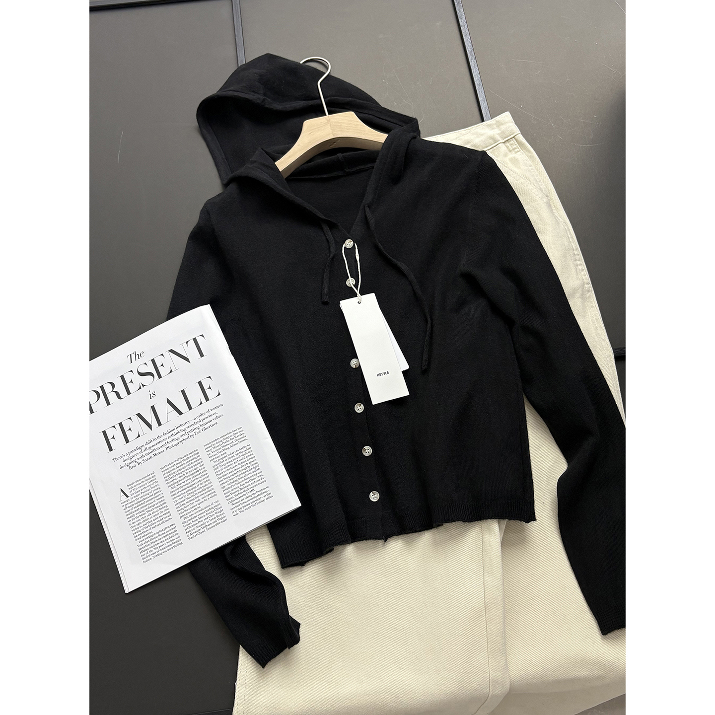 ins风！慵懒简约~纯色连帽抽绳排扣针织开衫通勤百搭上衣女