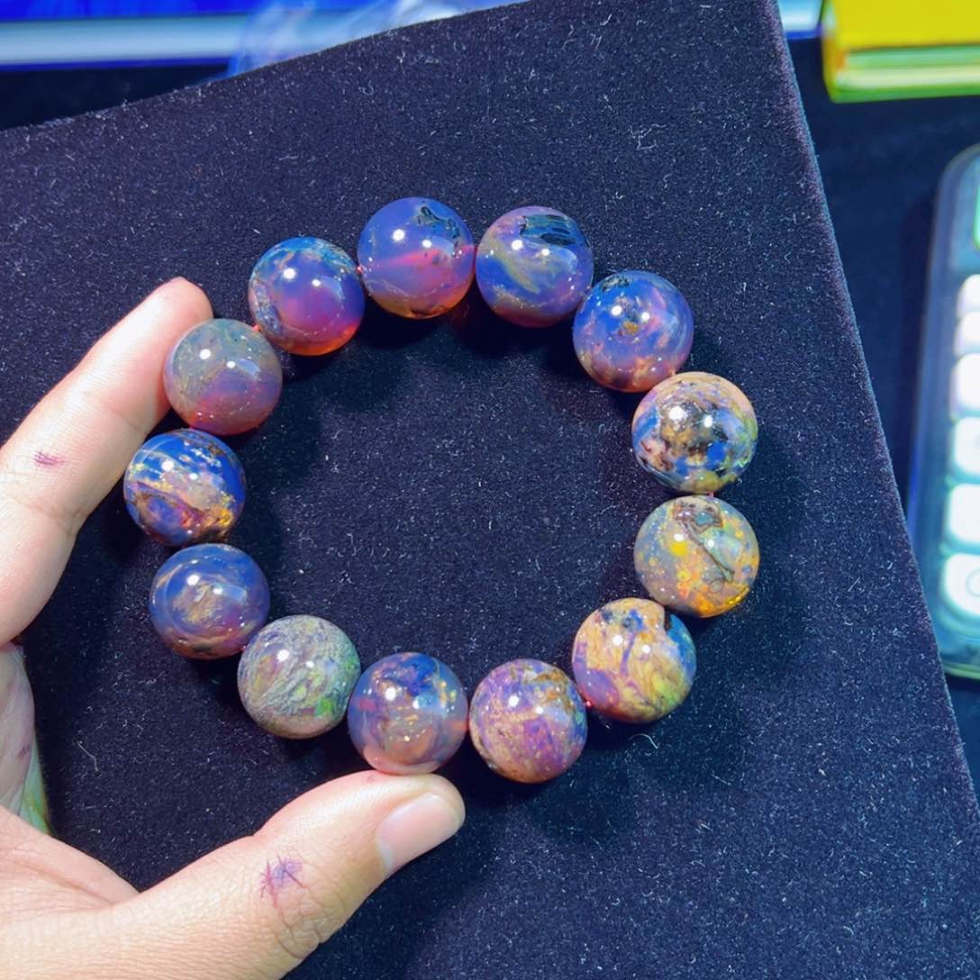 琥珀裸石未镶嵌琥珀