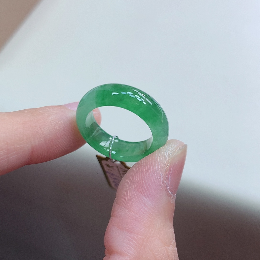 翡翠未镶嵌戒指9号