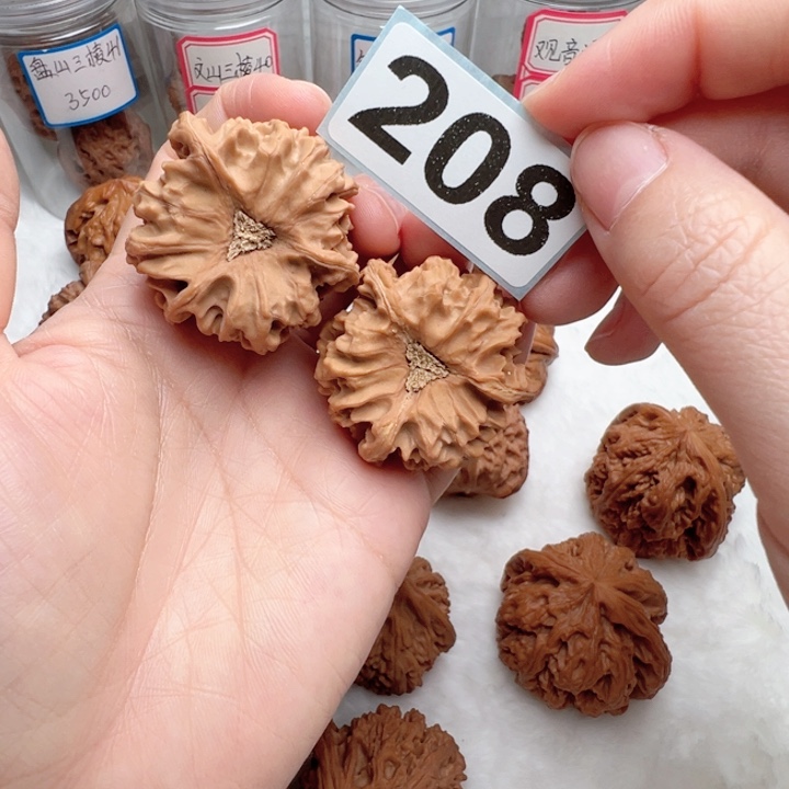 吊坠文玩核桃色差208