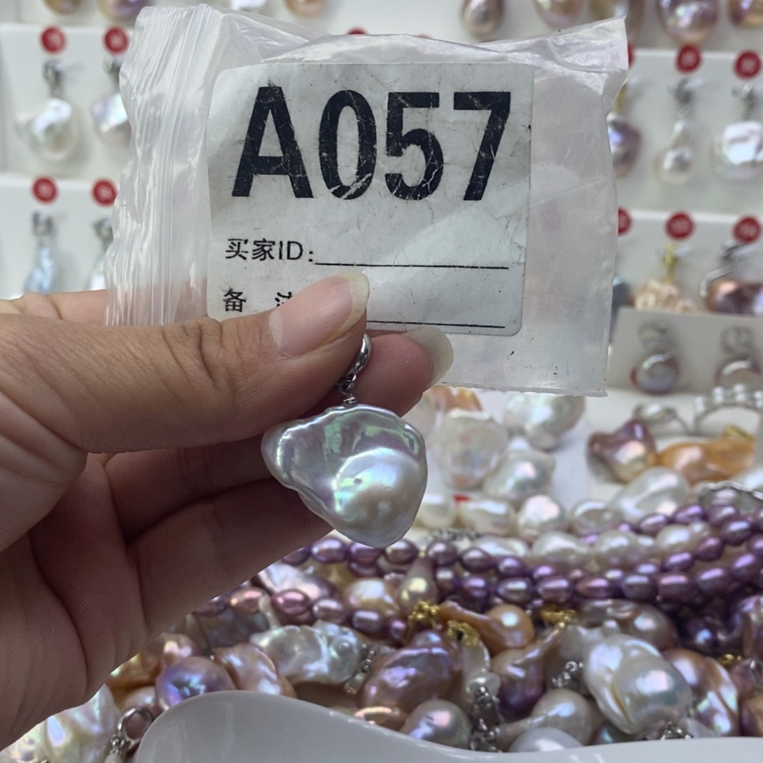 淡水珍珠银S925镶嵌颈饰