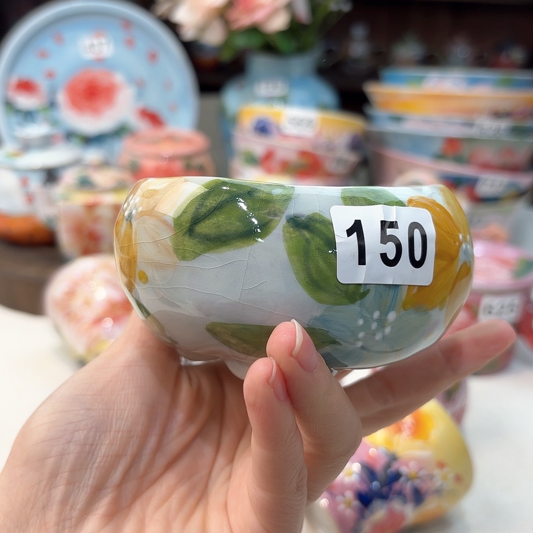 瓷片兔兔的小可爱