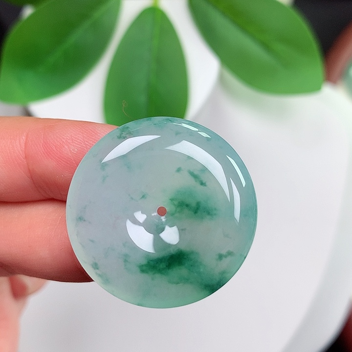 颈饰未镶嵌翡翠平安扣 27.8x5.7mm