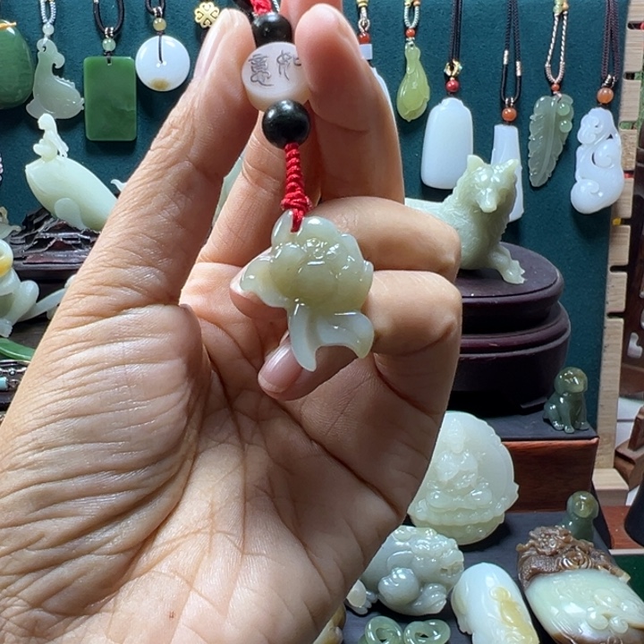 未镶嵌和田玉把件