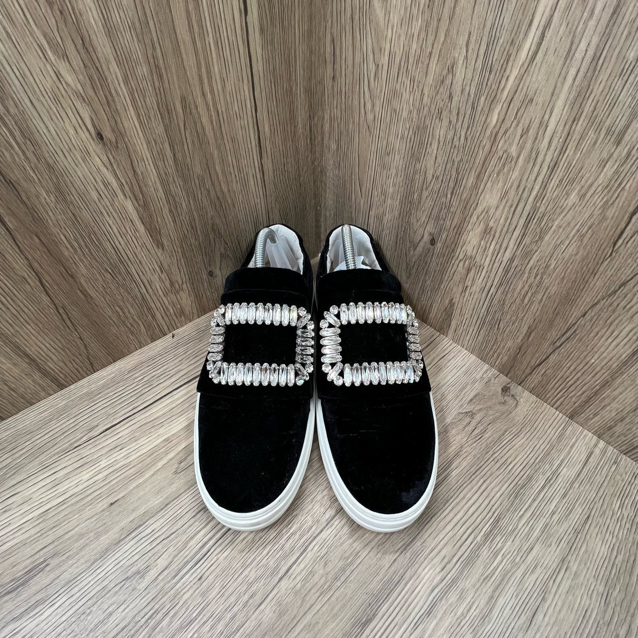 95新 Roger Vivier/罗杰·维威耶 黑色方钻板鞋 36.5码/无配件