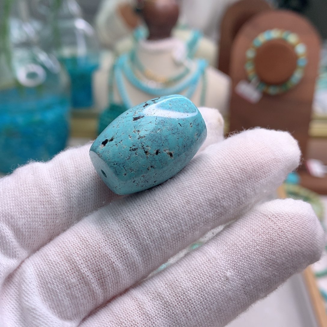 绿松石未镶嵌饰品