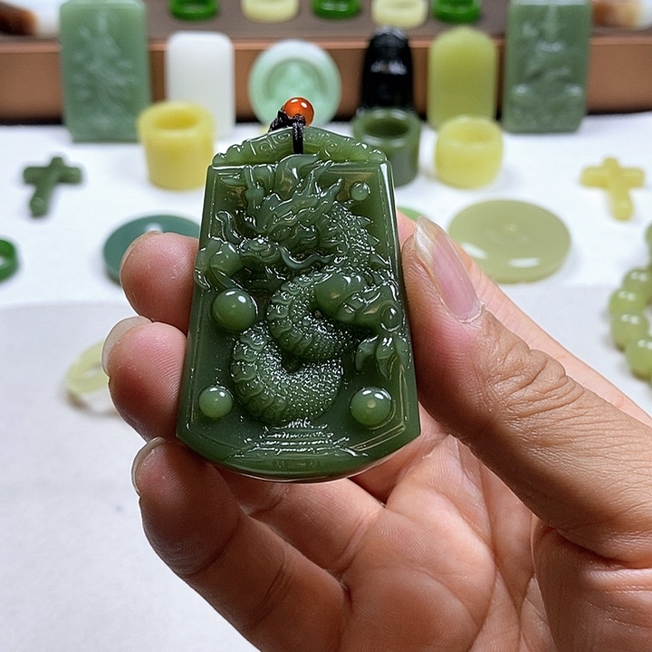 和田玉未镶嵌珠宝奇石