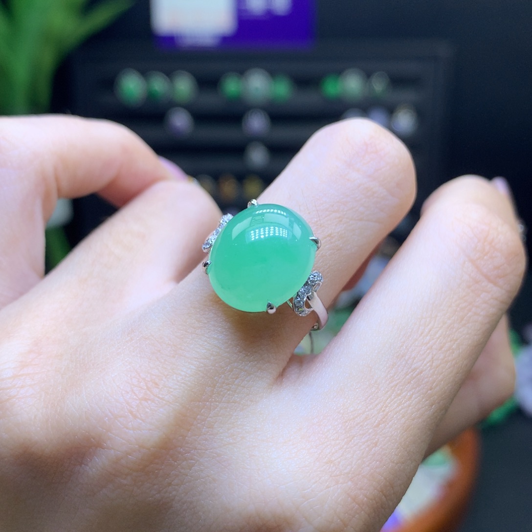 翡翠颈饰18K金镶嵌七*天然