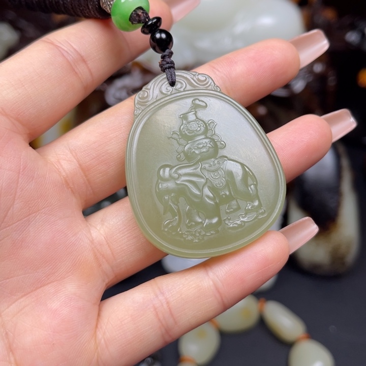 和田玉未镶嵌挂件