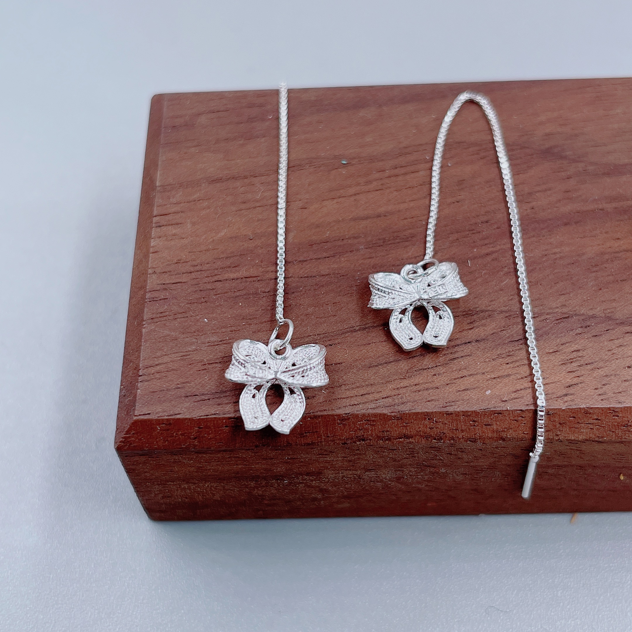 足银耳饰 气质长款蝴蝶结耳线