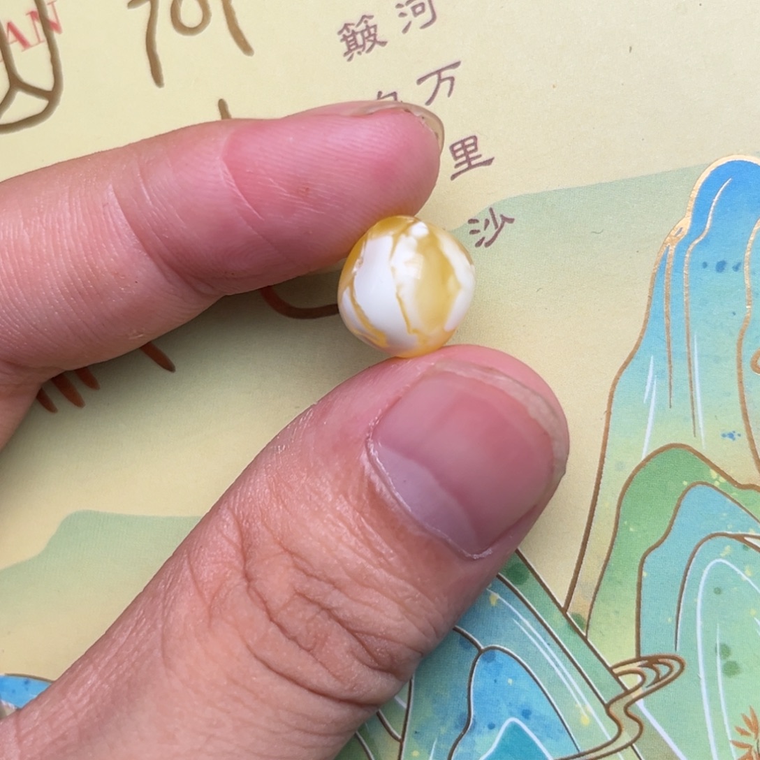 琥珀未镶嵌裸石蜜蜡金瓷白老型11加