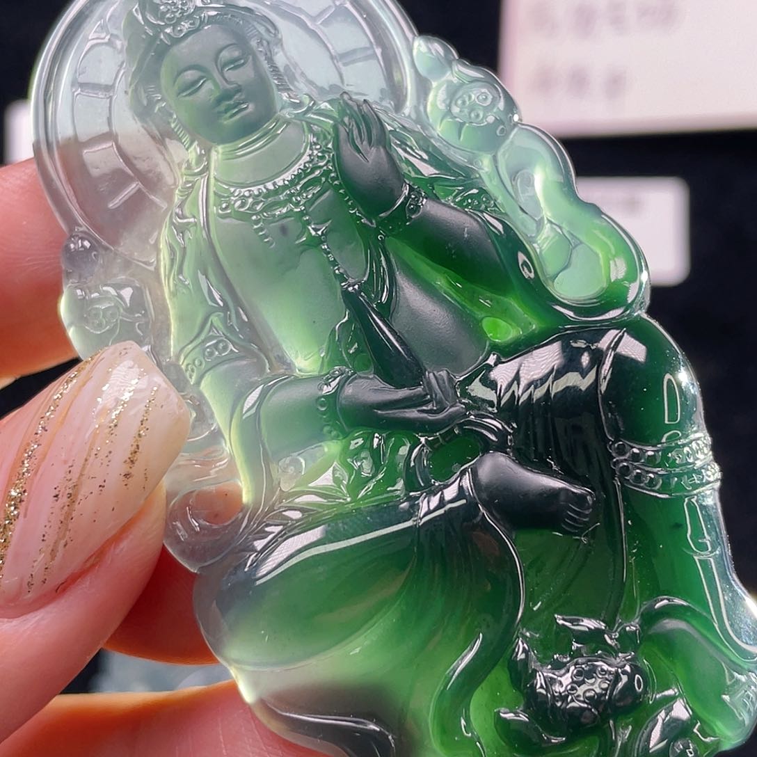 颈饰未镶嵌翡翠3，