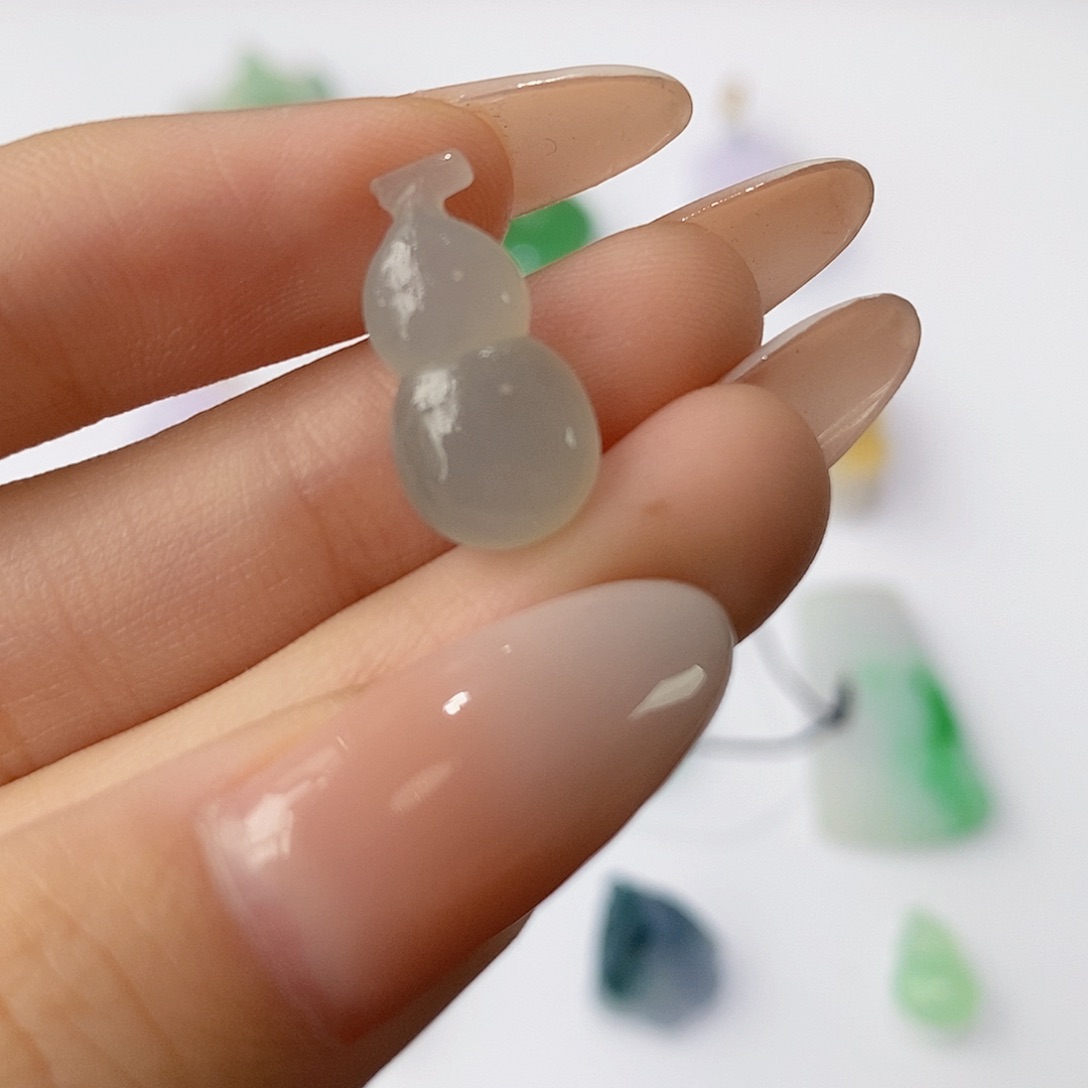 未镶嵌定制翡翠未镶嵌定制翡翠