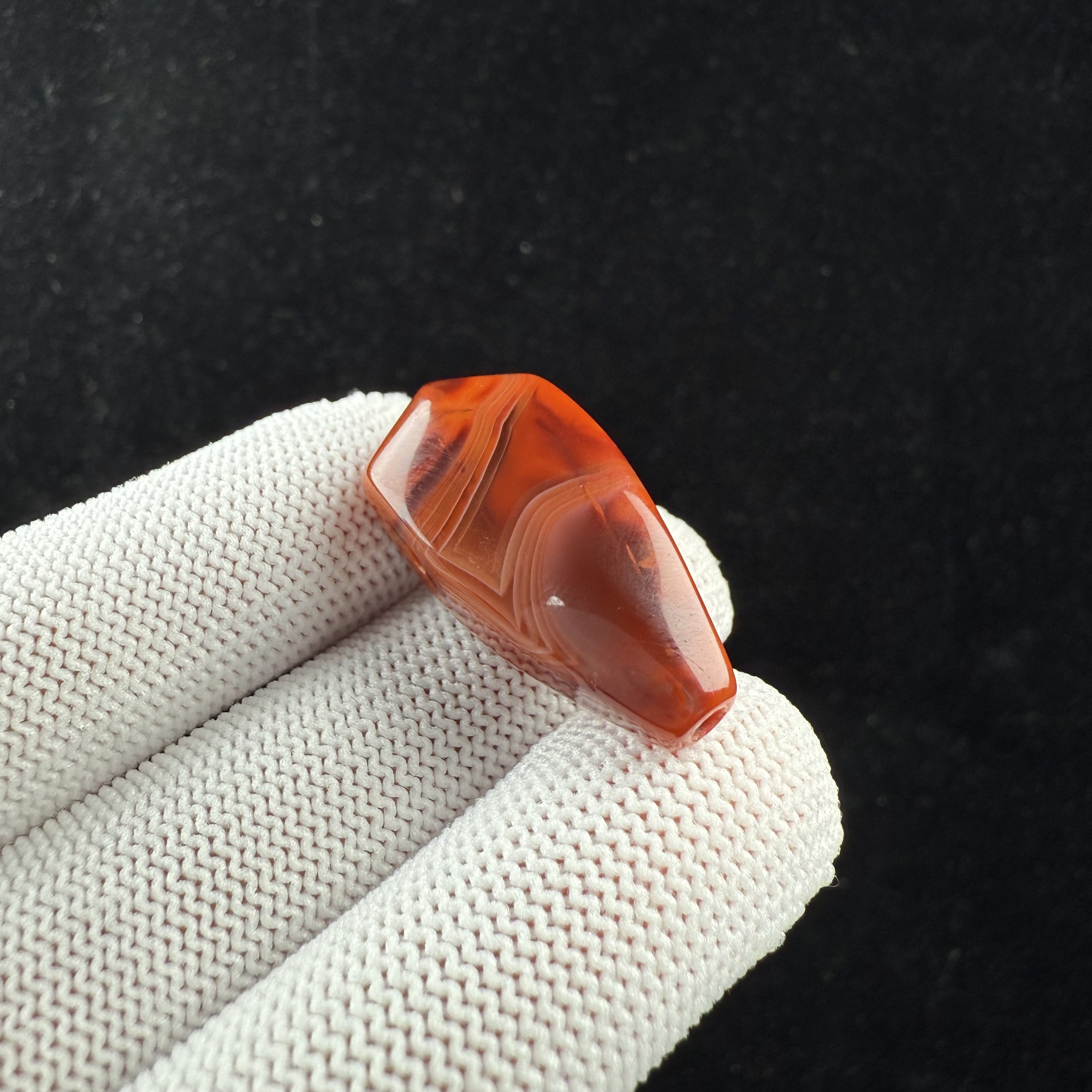 P1402天然南红 三通 14.1*29.6mm支持复检