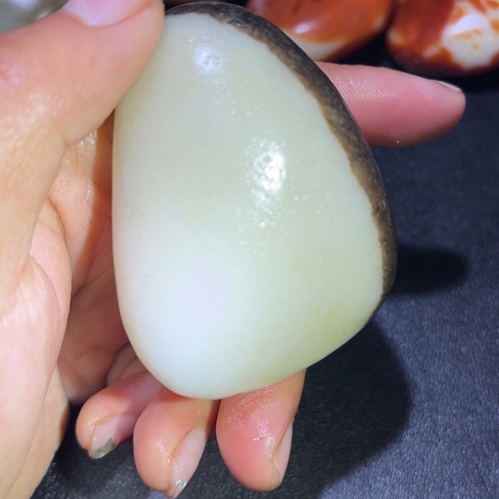 和田玉未镶嵌珠宝奇石