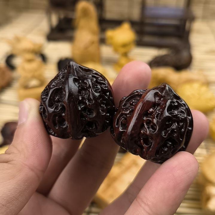 把件核桃檀木浮力文玩核桃雕刻3.5公分