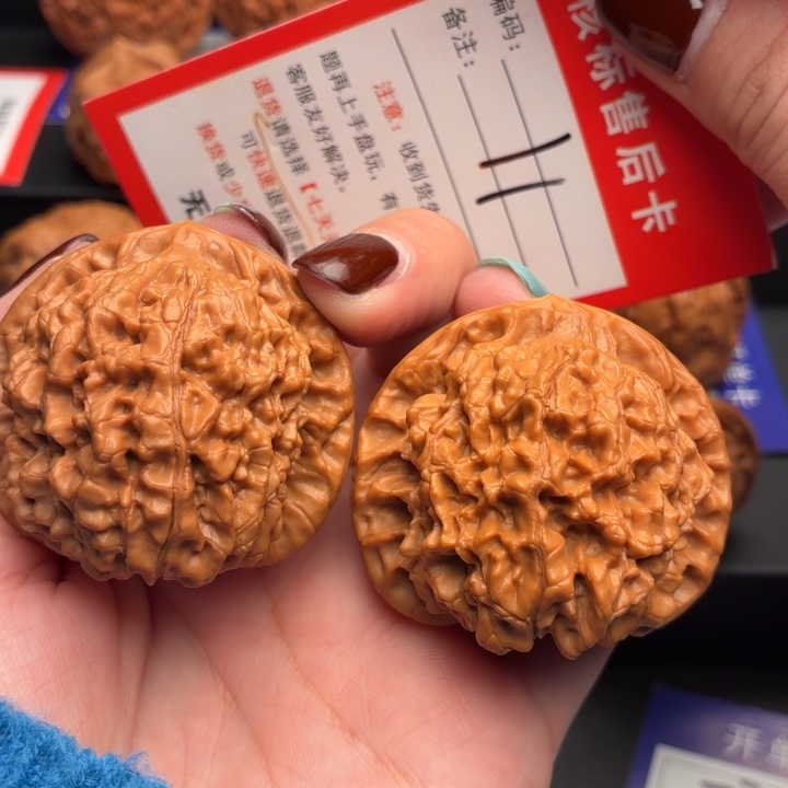 文玩核桃把件45尺官帽