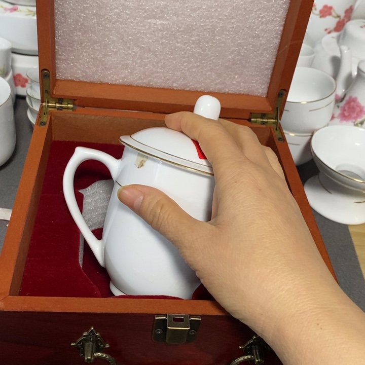 浠***子瓷器瓷器连接7777