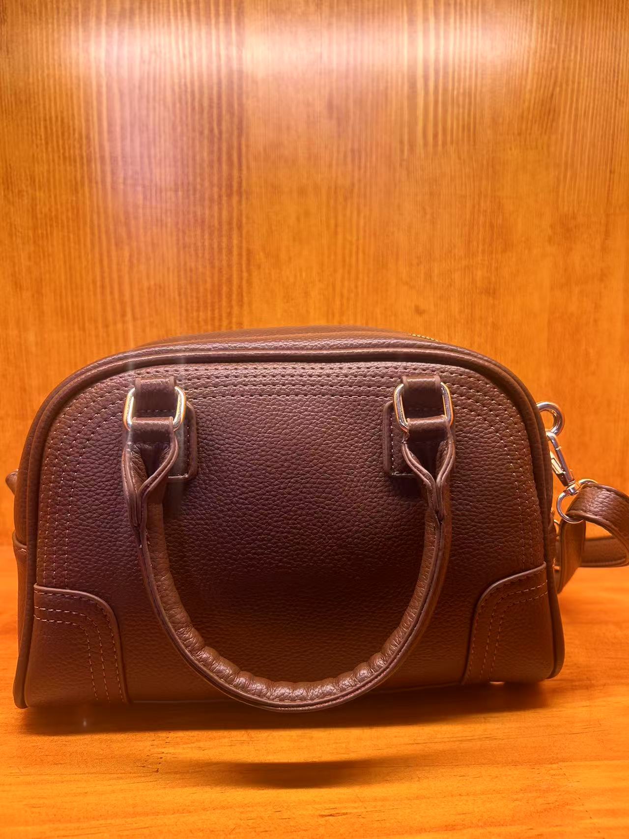 （亮牌灯点关注才可以拍）单肩斜手提包气质手提包肩包经典轻奢时尚