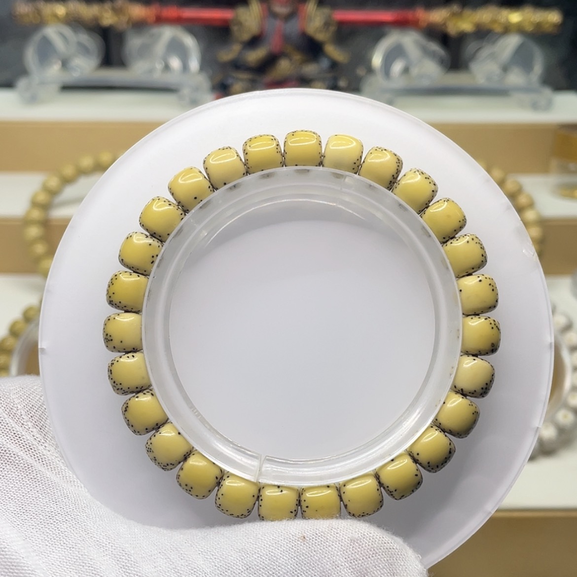 【闪购商品】吊坠星月菩提鸡油黄半壁留白8.5/7.5