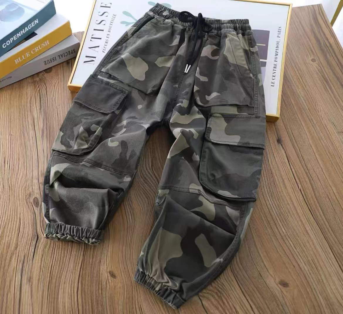 W9002儿童春秋工装迷彩裤2024新款男孩宽松炸街长裤子中大童帅气