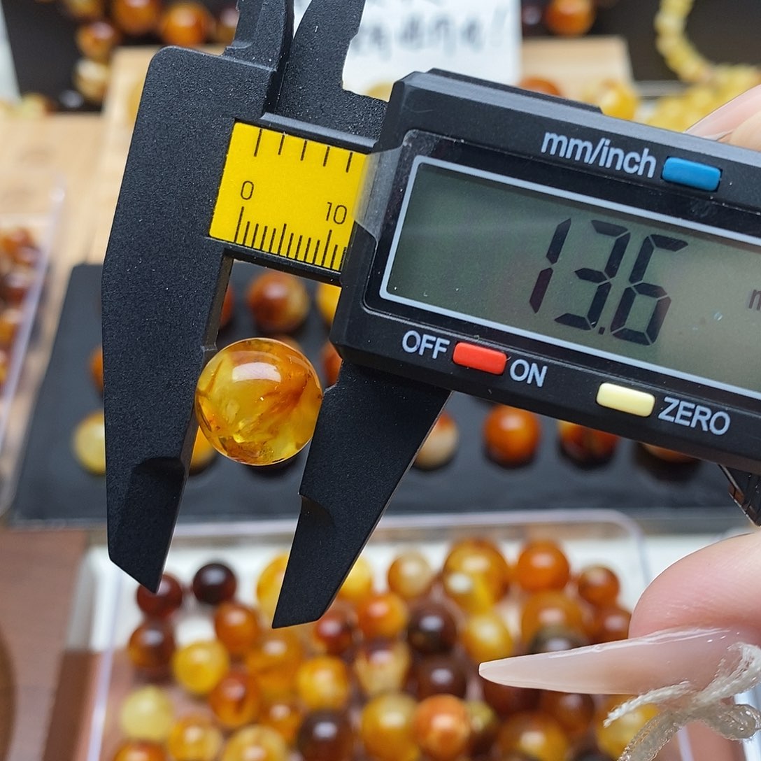 裸石琥珀未镶嵌蜜蜡741