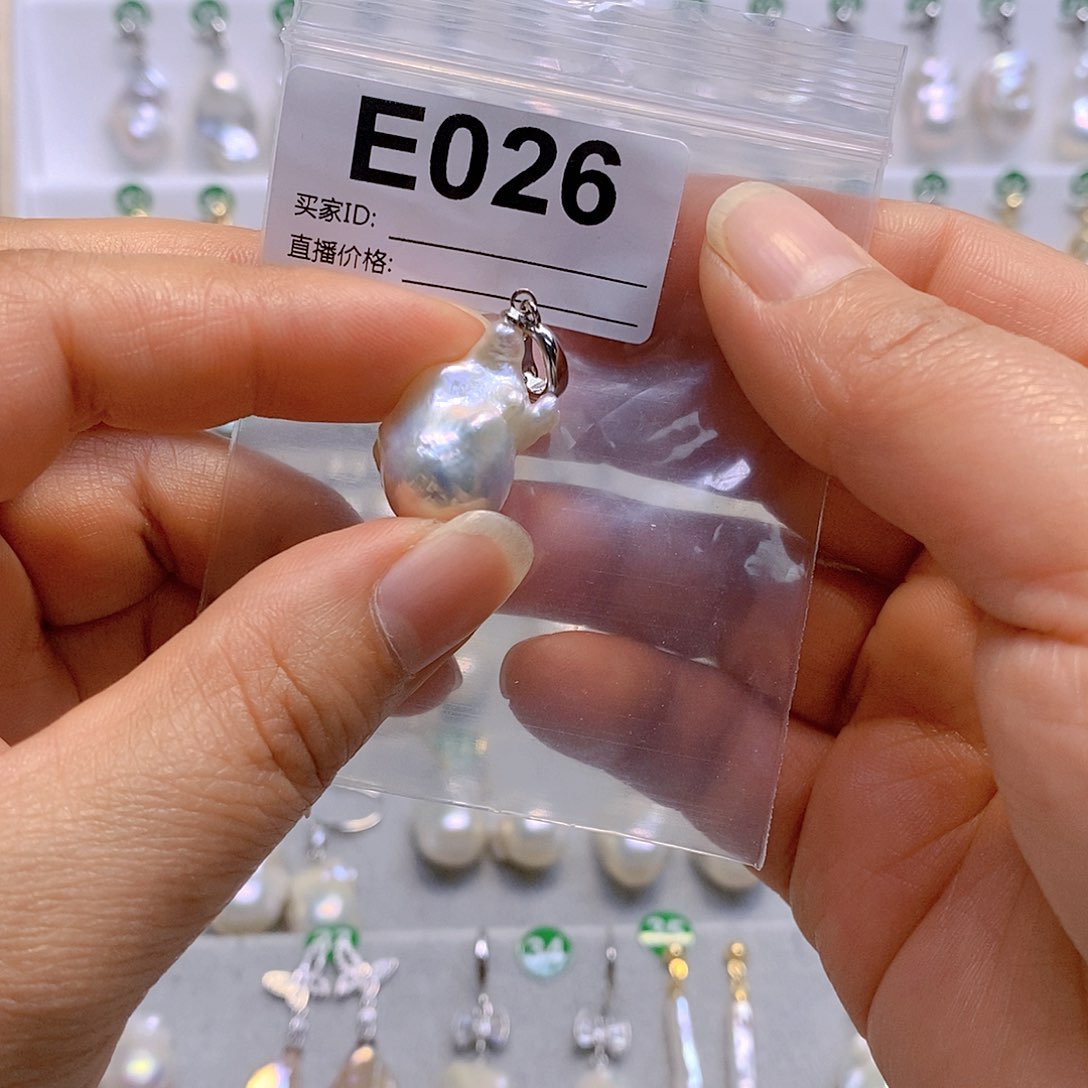 淡水珍珠颈饰银S925镶嵌