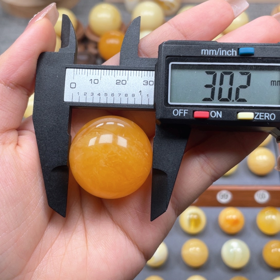 琥珀珠宝奇石未镶嵌t****r