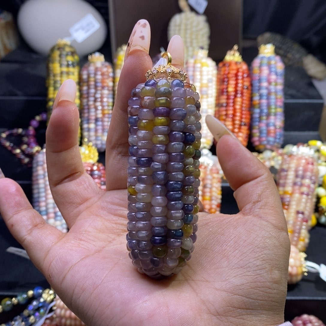 玉Z**ᶻ文玩玉米高货冰蓝紫