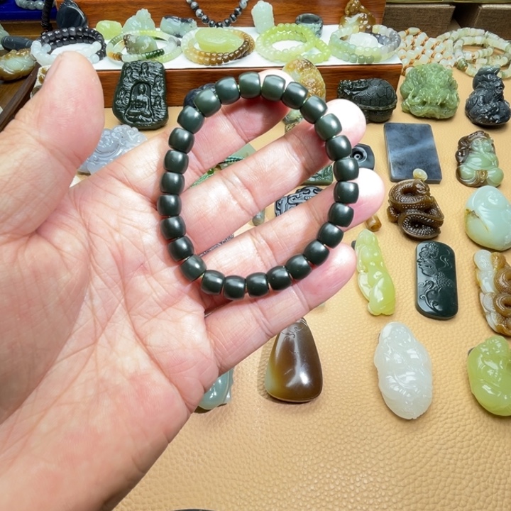 和田玉手链未镶嵌定制款