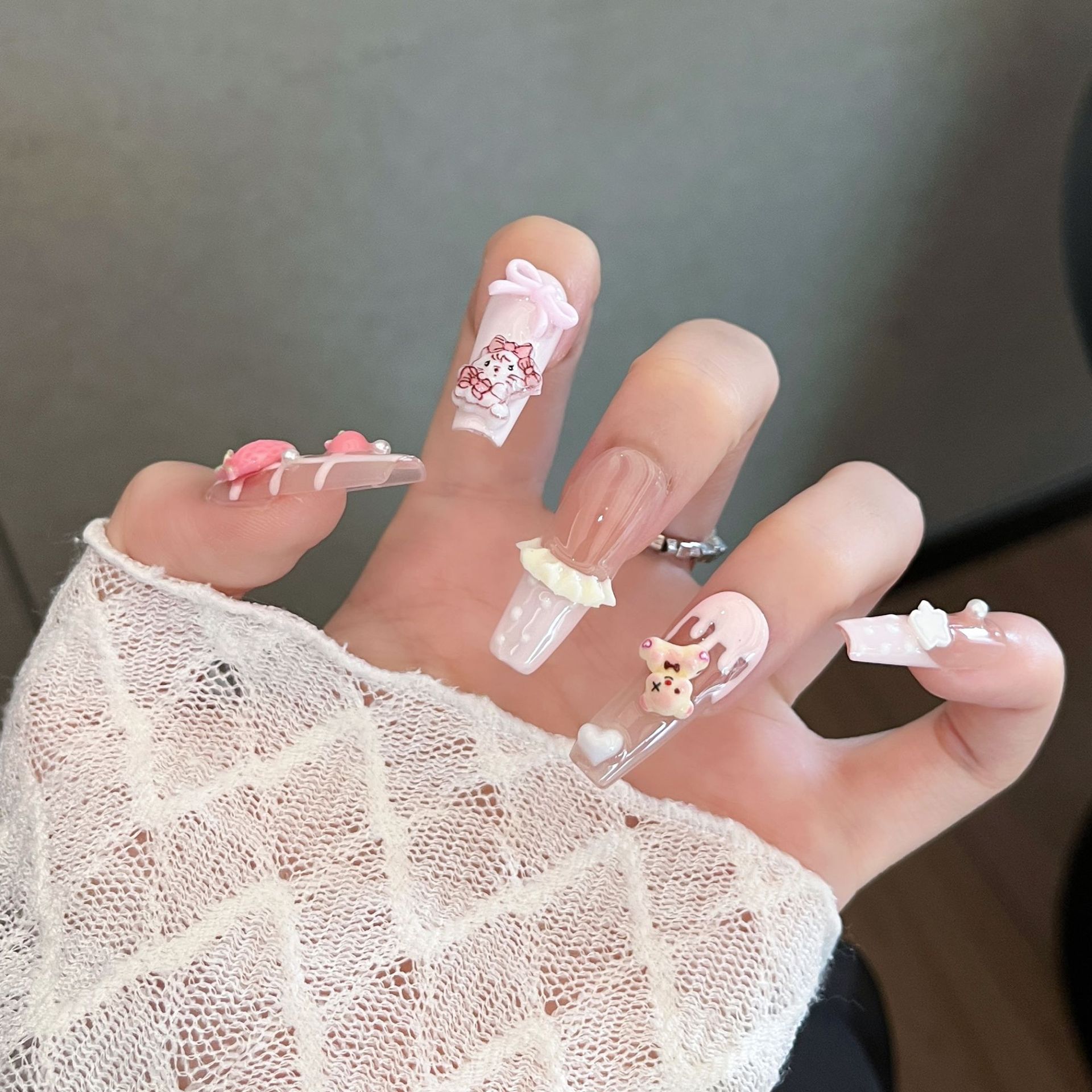 2025新款可爱穿戴甲甲片成品长款美甲贴片穿戴甲