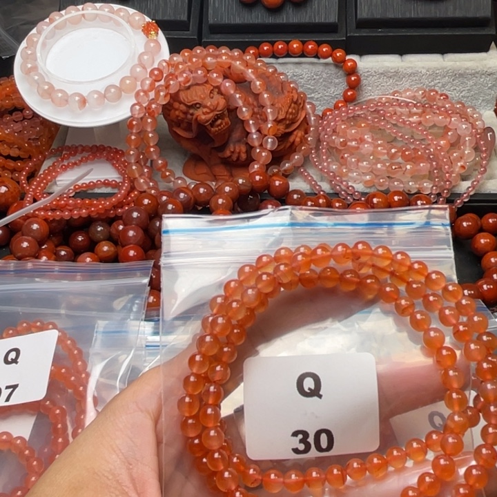 南红玛瑙未镶嵌多样性发货默认微瑕称重6mm