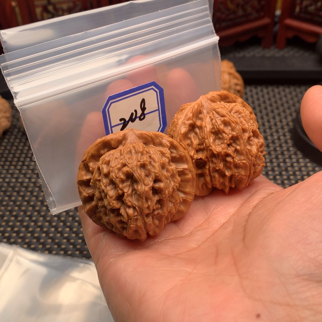 文玩核桃吊坠马老四43