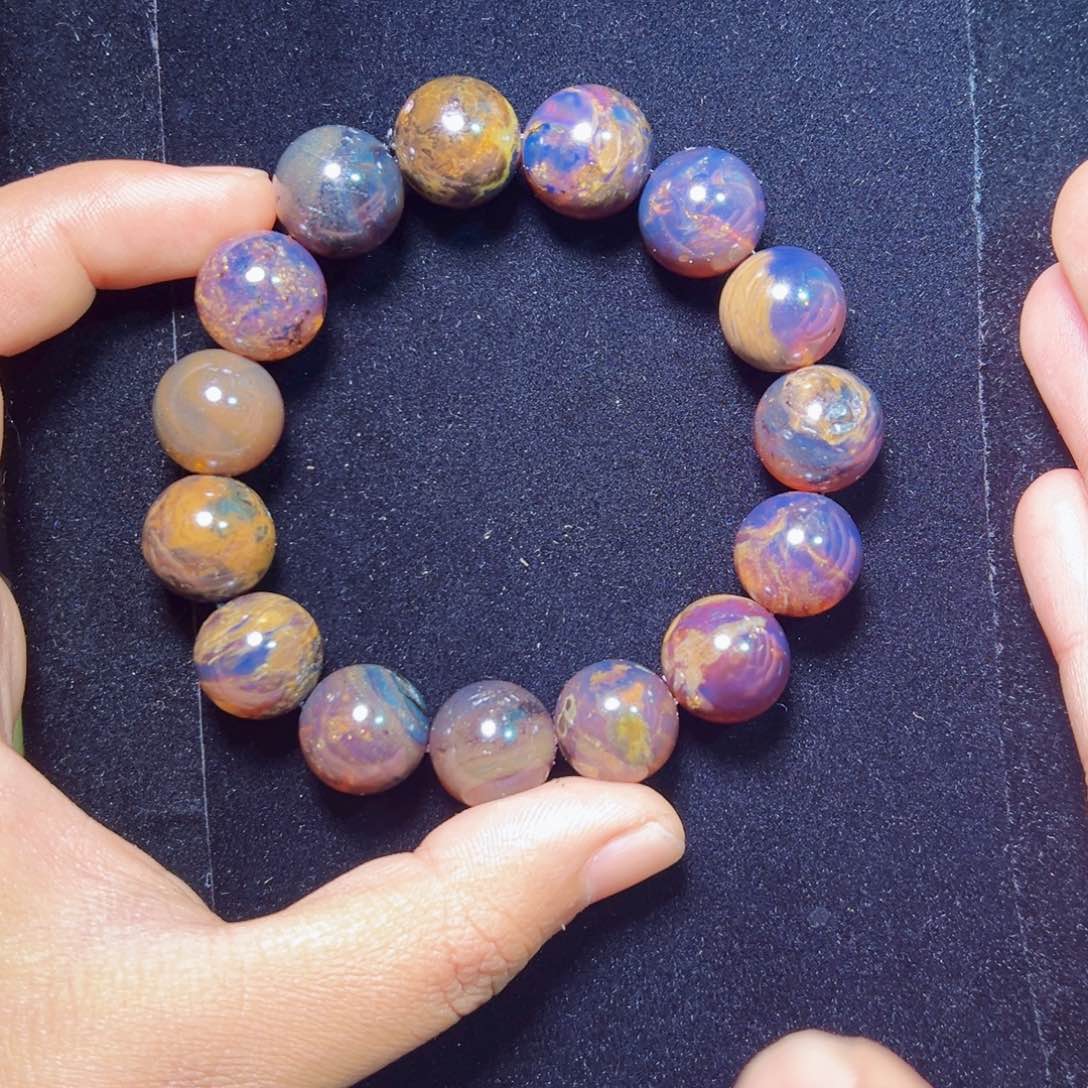 琥珀裸石未镶嵌琥珀